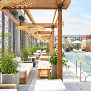 The Rockaway 4*, New York United States